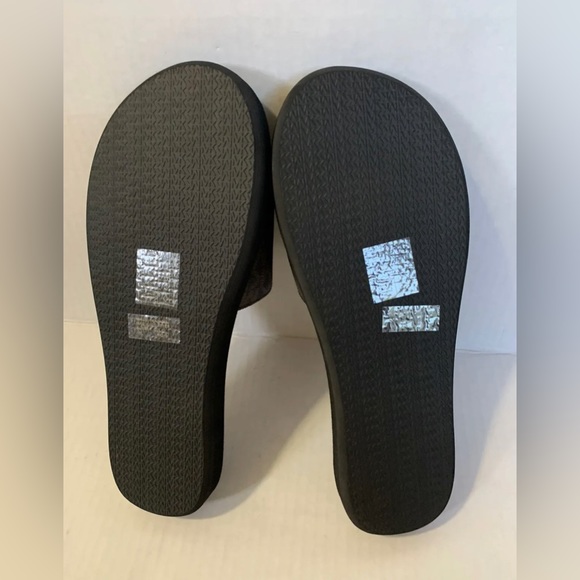 NWOT 🤎 MICHAEL KORS slides Womens Sandals Brown - Picture 7 of 11